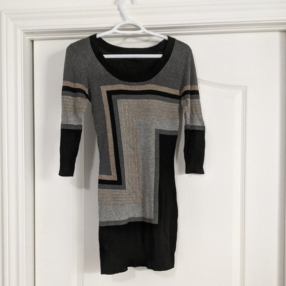SSX Grey Black Tan Geometric Sweater Dress - Picture 1 of 3